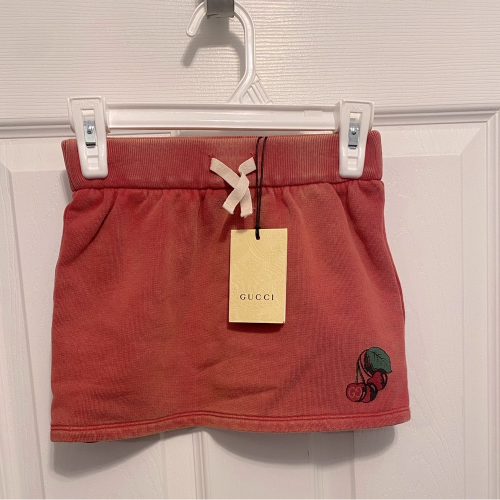 NWT Gucci Size 4 Girls skirt